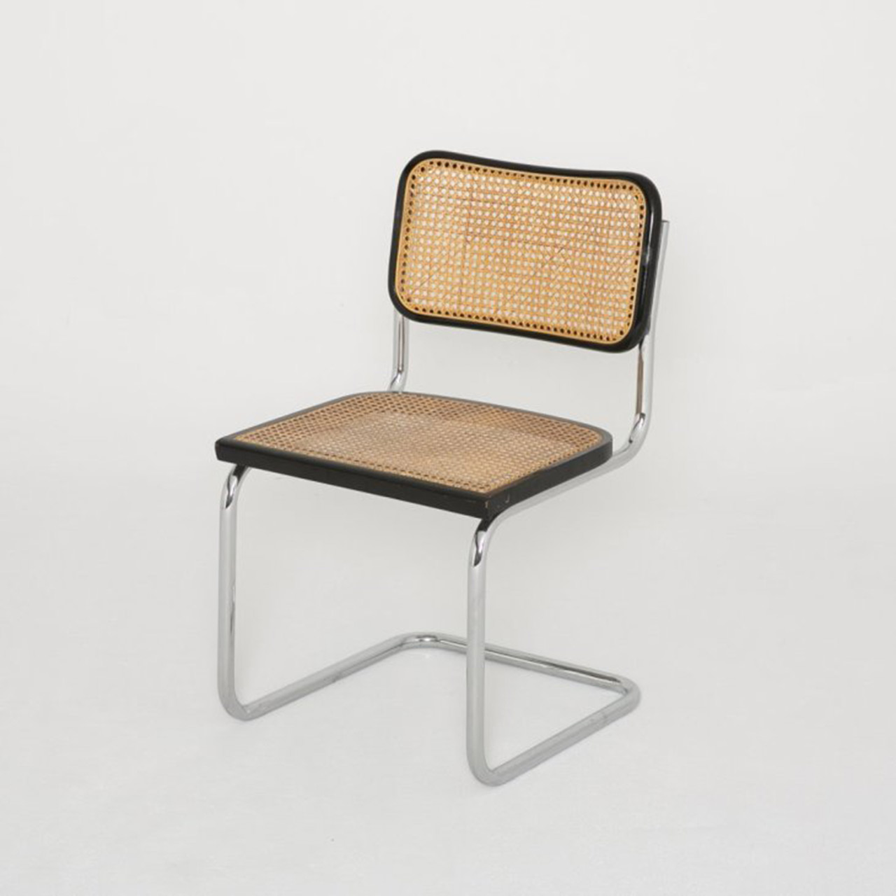 La chaise Cesca B32 dans Black Mirror